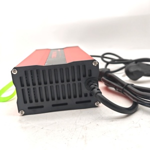 Chargeur spécial pour outils <span class=keywords><strong>électrique</strong></span>s de nettoyage avec réglage intelligent du courant pour batteries neuves et anciennes - Product Image 6