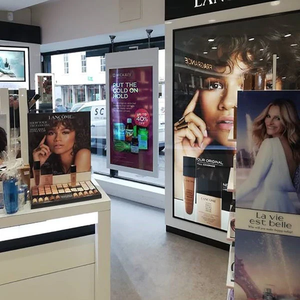 65 inch 2500cd độ sáng cao treo một bên cửa sổ hiển thị tối đa hóa cửa sổ hiển thị bằng cách phát nội dung - Product Image 5