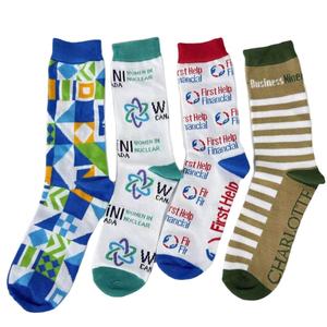 Chaussettes de sport de haute qualité avec logo personnalisé, couleur et taille Chaussettes en fibre de bambou pour une utilisation décontractée et les activités de plein air - Product Image 1