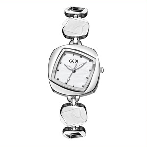 Reloj de Pulsera para Mujer con Diseño Creativo, Reloj de Cuarzo de Alta Gama con Madreperla - Product Image 4