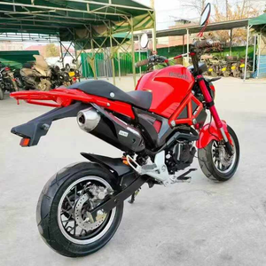 <span class=keywords><strong>Moto</strong></span> de style "Little Monster". Moteur monocylindre 125cc refroidi par air, freins à disque avant et arrière. Excellent état d'origine - Product Image 6