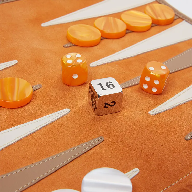Fabricante profesional Travel Roll Up Backgammon Set Desmontable Portátil Soft Leather Backgammon Juego de mesa