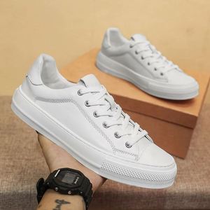 Chaussures décontractées en maille pour hommes, respirantes, légères, anti-odeur, de haute qualité, confortables, à lacets, style skate, tendance printemps - Product Image 3