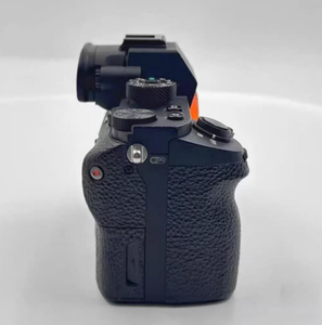 Appareil photo A7S II d'occasion, 95 % neuf, ultra-sensible, ISO 50-409600, image propre et faible bruit, même en conditions de très faible luminosité - Product Image 4