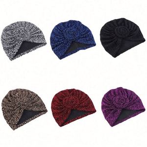 Gorro Turbante Unisex con Nudo Trenzado al por Mayor en Stock - Diseño Liso Brillante 100% Poliéster Ajustable para Viajes, Playa y Uso Diario - Product Image 2