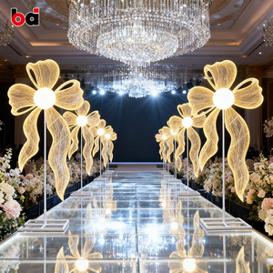 Nieuwe aanwinst: metalen bruiloftdecoratie loopbrug LED-lichtstandaard grote gouden wegwijzer podiumdecoratie bruiloftsfeest achtergrond - Product Image 4