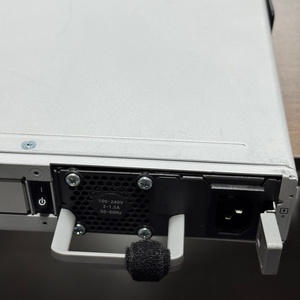 C8300-1N1S-6T V01 usado - Product Image 6