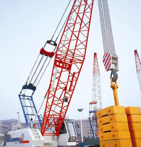 Grúa Oruga de 300 Toneladas y 81 Metros de Marca Reconocida en Venta, Modelo ZCC3000 con Motor y Caja de Cambios, 1 Año de Garantía - Product Image 6