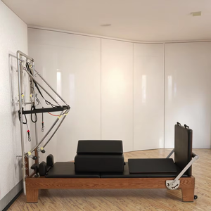 Walunt Pilates Réformateur Machine Équipement Demi Trapèze Noir Aluminium Yoga Formation <span class=keywords><strong>Maison</strong></span> Chêne Bois Pilates Réformateur Avec Tour - Product Image 1