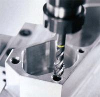 Fresadora CNC Vertical de 3 ejes de proceso de herramientas de metal universales de alta precisión con sistema Fanuc