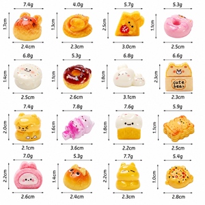 Breloques en résine miniatures assorties en gros, motifs 3D de pain et de pâtisserie de dessins animés pour la décoration de coques de téléphone DIY et la décoration de maisons de poupées - Product Image 2