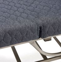 Table de massage à structure métallique avec tissu matelassé, étagère de rangement et appui-tête réglable pour salon, clinique, salle de sport