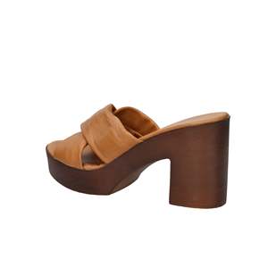 Ciabatta con Tacco in Pelle Morbida da Donna Cinzia IAF282974, Modello Platform - Product Image 2