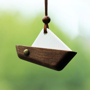 Désodorisant de <span class=keywords><strong>voiture</strong></span> de meilleure qualité pour promotion, logo personnalisé suspendu pour différentes formes de parfums. - Product Image 1