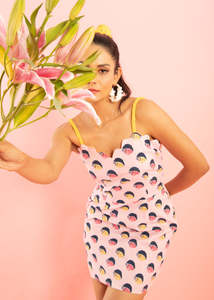 Mini robe décontractée pour femmes, avec tissu léger, coupe confortable, silhouette élégante et design polyvalent - Product Image 2