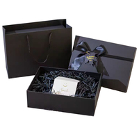 Boîte cadeau en carton rigide de haute qualité avec couvercle et base pour l'emballage de vêtements, cravates, chaussettes, personnalisable, boîte en papier avec laminage mat