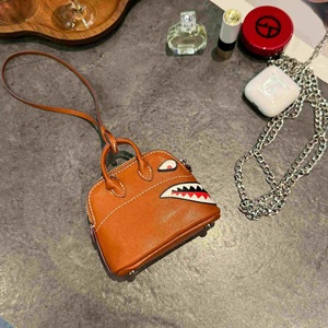 High-End Car Decoration <b>Mini</b> Shark Pendant New Red Envelope Imitation Leather Chain Bag's Pendant PU Leather Material - Product Image 6