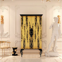 Armoire élégante inspirée des musées, personnalisable, fabriquée à la main au Portugal, armoire de rangement moderne polyvalente pour salon
