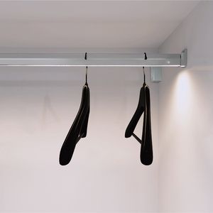 Capteur de mouvement Pir lumière de placard linéaire <span class=keywords><strong>led</strong></span> acrylique rondelle lumière armoire placard Rail bâton <span class=keywords><strong>sur</strong></span> les appliques murales - Product Image 1