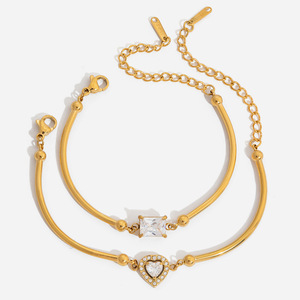 Bracelet en zircon en forme de cœur, plaqué or, alliage de zinc, serti de pierres, bijoux cadeau pour femmes - Product Image 1