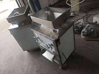 Petite machine à émietter les aliments pour volaille/broyeur de granulés pour animaux/machine de fabrication de granulés pour poulet