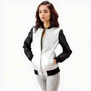 Veste en cuir véritable bicolore pour femme, argent et noir, avec manches contrastantes en peau de mouton, style bomber côtelé, vêtement d'extérieur chaud personnalisé pour l'hiver - Product Image 1