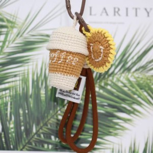 Joli porte-clés tasse à café, accessoire portable pour sac à dos et clés, cadeau adorable pour elle - Product Image 4