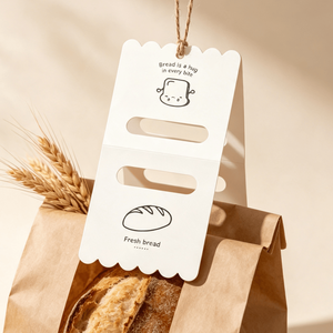 Étiquettes suspendues pour pain en style minimaliste, en papier couché de haute qualité, bord festonné, cartes pliables pour boulangerie - Product Image 4