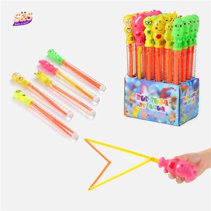 Bán Buôn <span class=keywords><strong>4</strong></span> Màu Thiết Kế Phim Hoạt Hình Bong Bóng Đầy Màu Sắc Nước Đồ Chơi Bong Bóng Xà Phòng Để Chơi Thổi Trò Chơi - Product Image 1