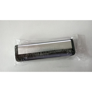 Cepillo de limpieza de discos de vinilo de fibra de carbono de alta densidad, removedor de polvo antiestático para el cuidado de tocadiscos LP con mango ergonómico - Product Image 6