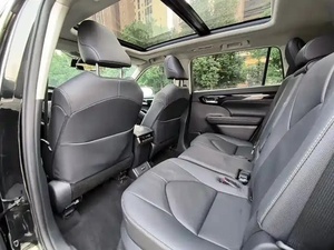 Voitures d'occasion Toyota Highlander 2023 Hybride Intelligent Double Moteur 4x4 Édition Knight 2.5L 189 L4 Hybride SUV 5 Portes 7 Places - Product Image 5