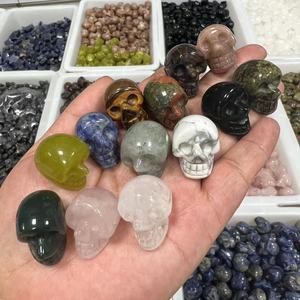 Nouvel arrivage 23MM Reiki cristal <span class=keywords><strong>Agate</strong></span> pierre petit crâne ornement Halloween décoration bijoux - Product Image 1