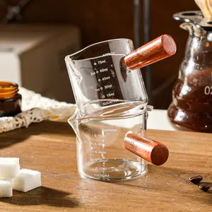 Groothandel Hittebestendig Glas Melk En Dressing Schotel 75Ml Dubbele Tuiten Espresso Cup Met Houten Handvat