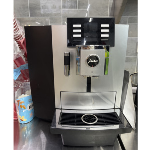 <span class=keywords><strong>Machine</strong></span> à café expresso <span class=keywords><strong>automatique</strong></span> <span class=keywords><strong>jura</strong></span> X8 - Product Image 1