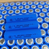 Batterie au lithium 18650 1800mAh 3.7V rechargeable pour lampes de poche et petits appareils, batterie de stockage d'énergie OEM