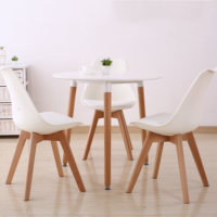 Chaise de salle à manger moderne bon marché en gros Restaurant nordique pieds en bois Tulip rembourré café chaise de salle à manger