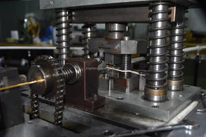 Jingzhanyi แหวนคู่รักปรับแต่งได้แบบ HCRD009W หินโรเดียมประดับเพชรดีไซน์ทันสมัยสำหรับผู้หญิง - Product Image 4