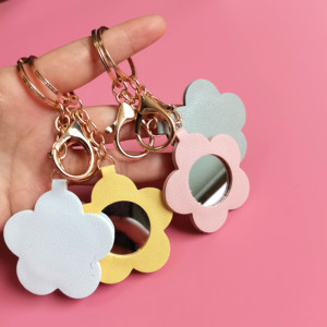 Personalized Cute Peach Heart Mirror Keychain Lighted Cosmetic PU Leather <b>Makeup</b> Bag Hanging Decoration Perfect for <b>Makeup</b> <b>Tool</b> - Product Image 6