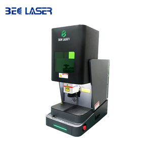 Nouvelle conception, nouvelle machine de marquage, gravure et découpe au laser à fibre fermée 30W 50W 60W 80W 100W pour bijoux, or et argent - Product Image 3