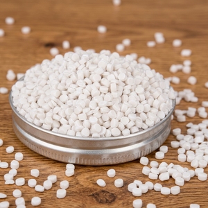 เม็ดพลาสติก PP ฟิลเลอร์มาสเตอร์แบทช์ สำหรับข้อต่อท่อ PP และโปรไฟล์อัดรีด  รับน้ำหนักได้สูง ราคาโรงงาน จัดส่งโดยตรง - Product Image 1