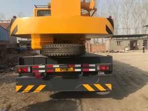 Grúa de Camión Usada Original de 25 Toneladas QY25K5-1 en Buen Estado y Disponible - Product Image 3