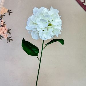Hortensia Artificial Suzume II de 30cm-100cm, Tela de Seda, Decoración para Bodas y Hogar, Ramo de Flores, Venta al Por Mayor - Product Image 4