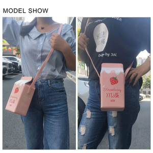 Femmes Unique PU <span class=keywords><strong>sac</strong></span> à main filles Fruits <span class=keywords><strong>banane</strong></span> fraise lait boîte croix corps Mini enfants fête sacs téléphone portable portefeuille sacs à main - Product Image 6