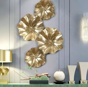 แผงศิลปะผนังโลหะทำด้วยมือสีทอง - Product Image 1