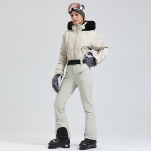 Combinaison <span class=keywords><strong>de</strong></span> <span class=keywords><strong>ski</strong></span> une pièce pour femmes grandes tailles, coupe ajustée, <span class=keywords><strong>veste</strong></span> <span class=keywords><strong>de</strong></span> <span class=keywords><strong>ski</strong></span> en fausse fourrure et combinaison <span class=keywords><strong>de</strong></span> neige respirante, imperméable et coupe-vent - Product Image 4