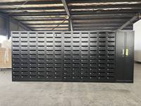 Boîte aux lettres murale en acier pour appartement, 50 compartiments, gris clair, avec serrure à clé