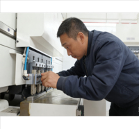 Máquina Ranuradora Vertical CNC Automática para Acero Inoxidable con Ajuste de Herramienta