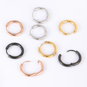 1 par de aros pequeños de acero inoxidable para mujer/<span class=keywords><strong>hombre</strong></span>, Piercing para cartílago de la oreja, <span class=keywords><strong>Tragus</strong></span>, círculo fino Simple, hebilla de oreja antialérgica - Product Image 4