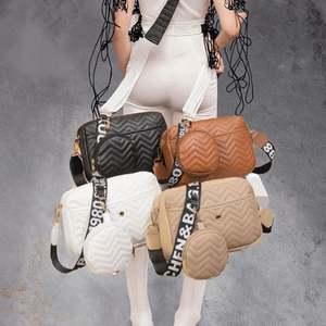 Nueva bolsa transversal femenina de alta calidad con gran capacidad, versátil e ideal para usar al hombro. - Product Image 2