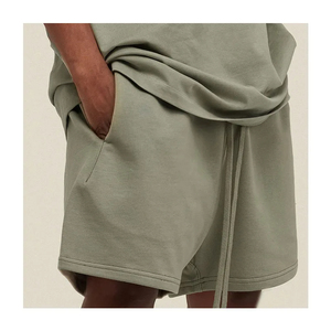 Set di capispalla stile Hip Hop da uomo di tendenza estiva personalizzata t-shirt girocollo e pantaloncini in maglia traspiranti termici - Product Image 5